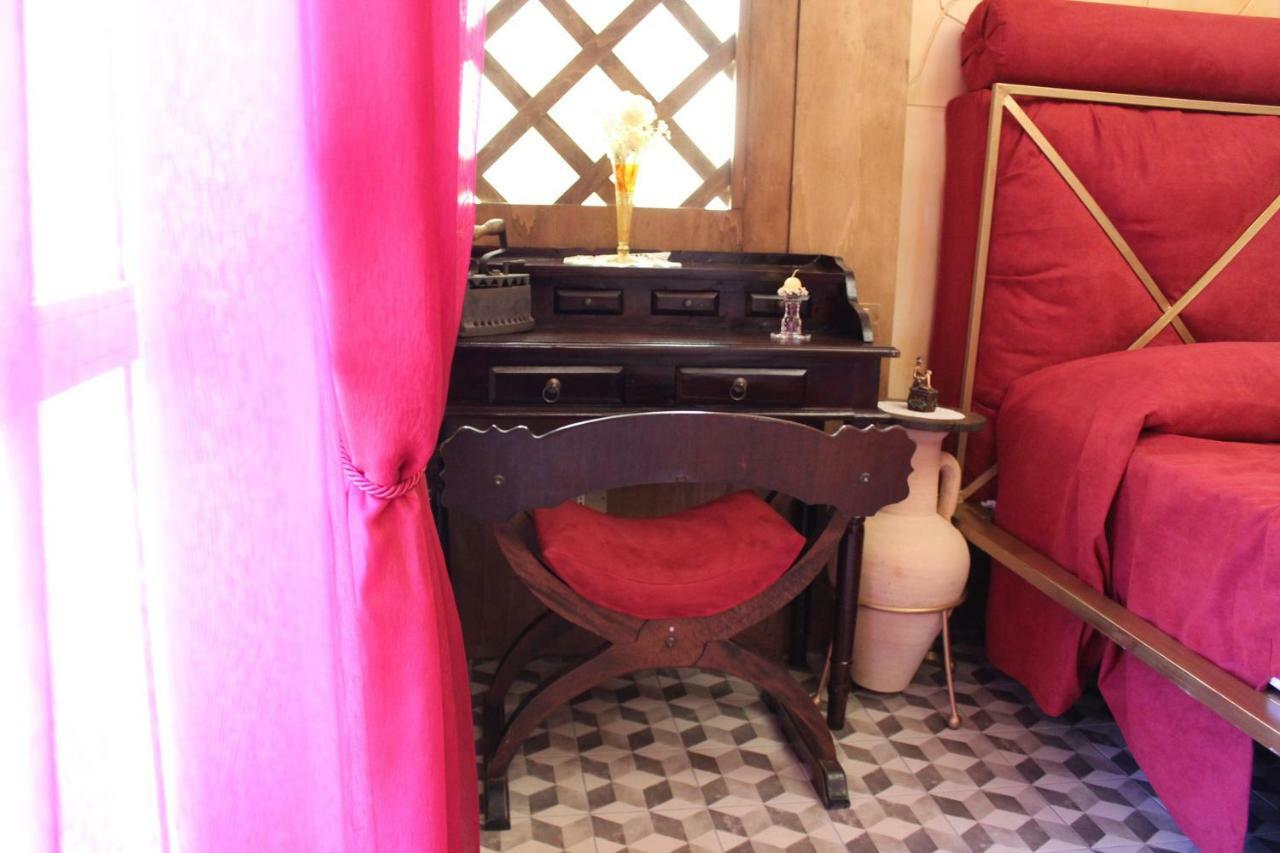 Nives Bed & Breakfast Pompeji Exteriör bild