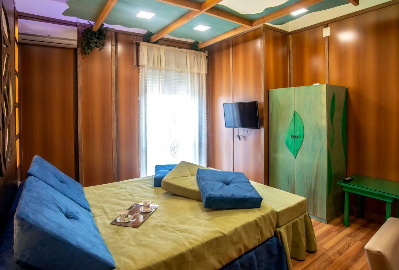 Nives Bed & Breakfast Pompeji Exteriör bild